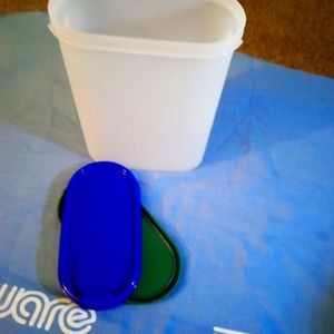 **BRAND NEW** TUPPERWARES MODULAR MATES OVAL #4 CONTAINER!